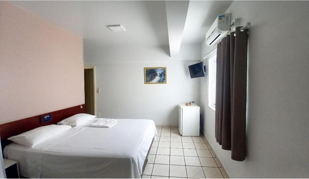 Alpha Ville Hotel Assis Dış mekan fotoğraf