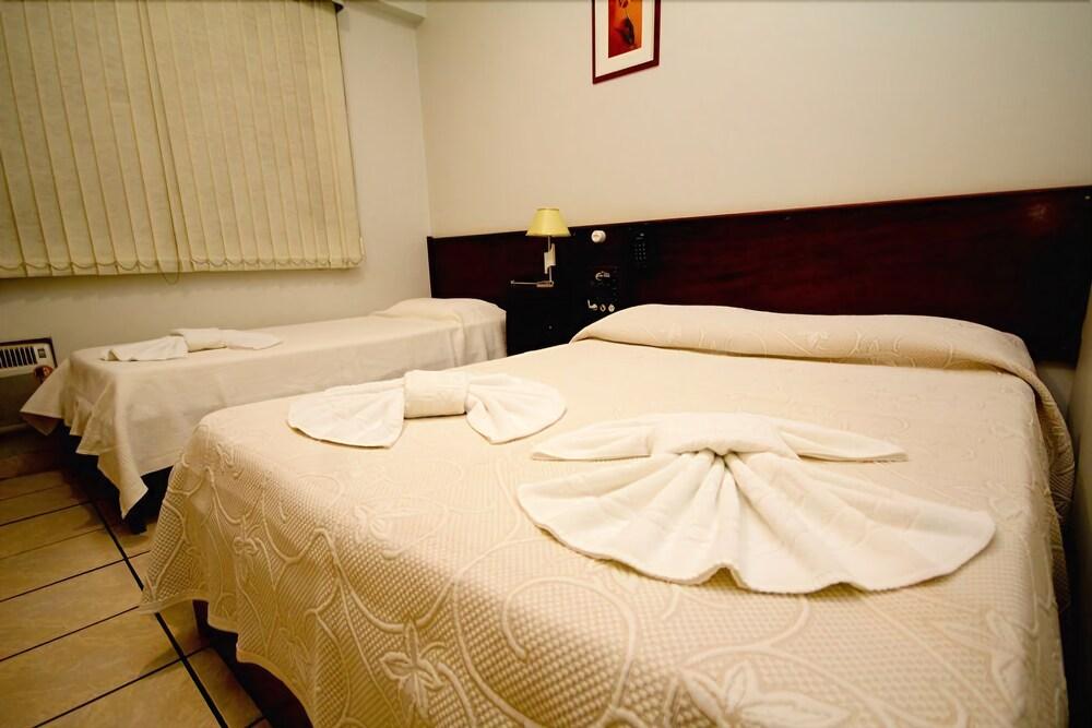Alpha Ville Hotel Assis Dış mekan fotoğraf
